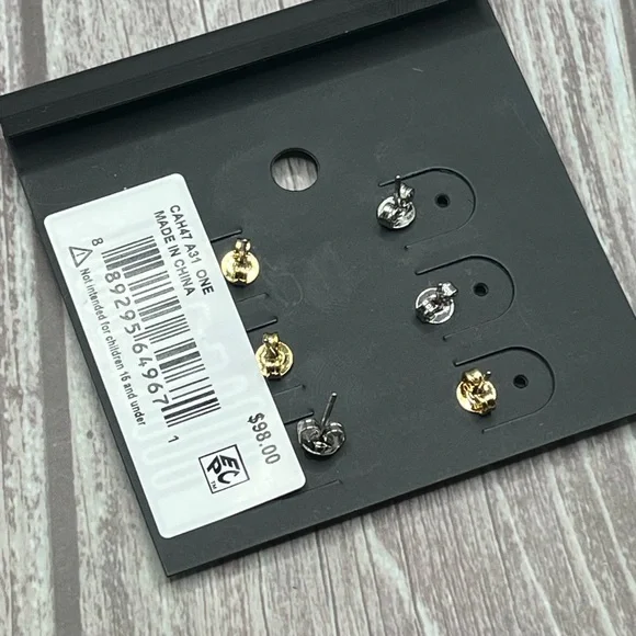 NWT COACH Mixed Metallic Stud Earring Set of 6 - Gold & Silver w/ Dust Bag - Picture 3 of 7